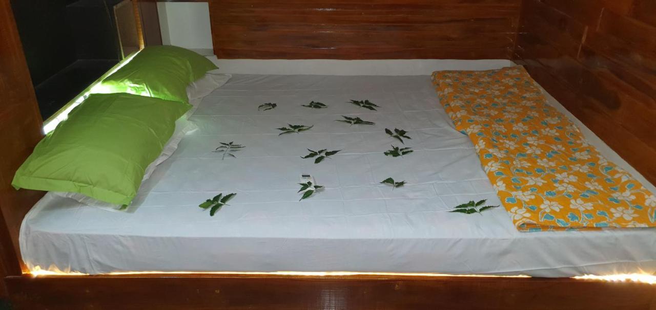 Shree Suites Kuttalam  Exterior photo
