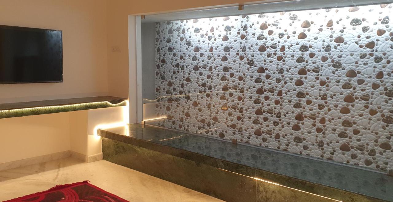 Shree Suites Kuttalam  Exterior photo